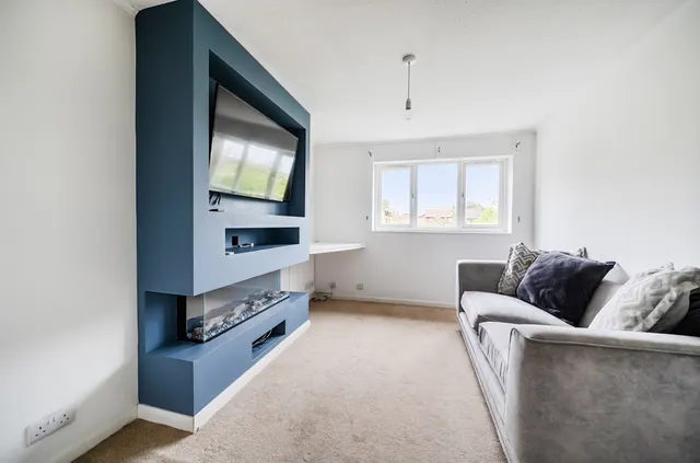 Photo 2 — Burdock Close, Lightwater, Surrey, GU18 5YP