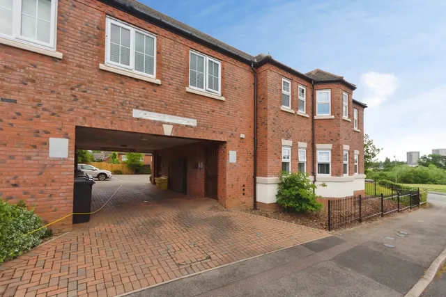 Norton Close, Kings Norton, B30, photo 1