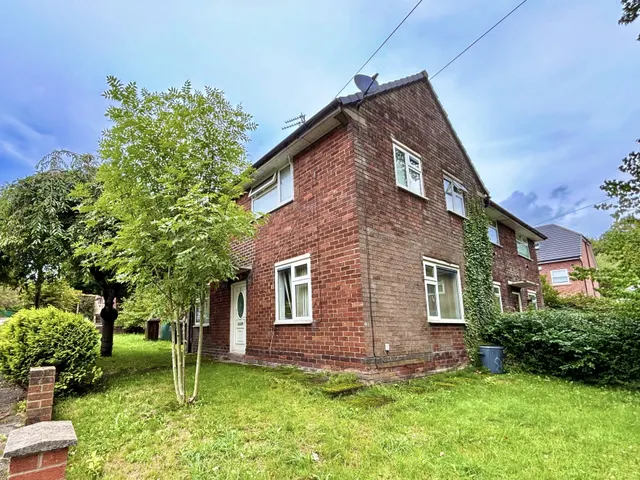 Duxbury Drive, Bury, BL9, photo 1