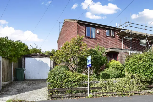 Wickfield Grove, Sheffield, S12, photo 1
