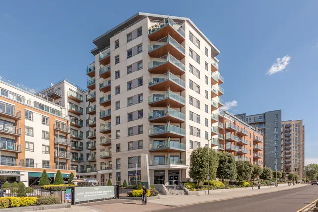 60 Carvell House, 22 Aerodrome Road, London, photo 1