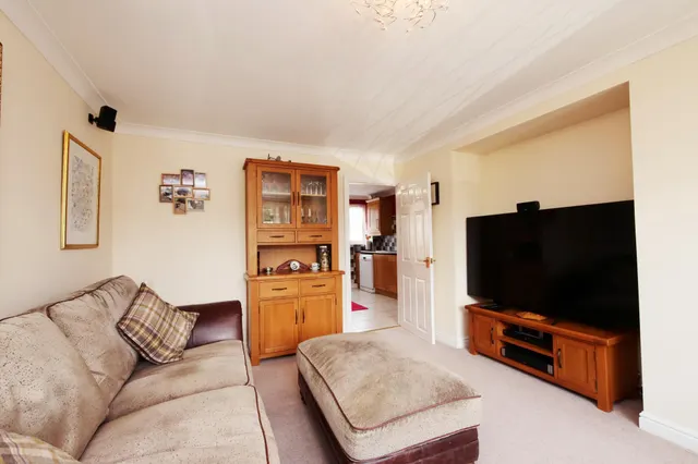 Costa Way, Pickering, YO18, photo 3