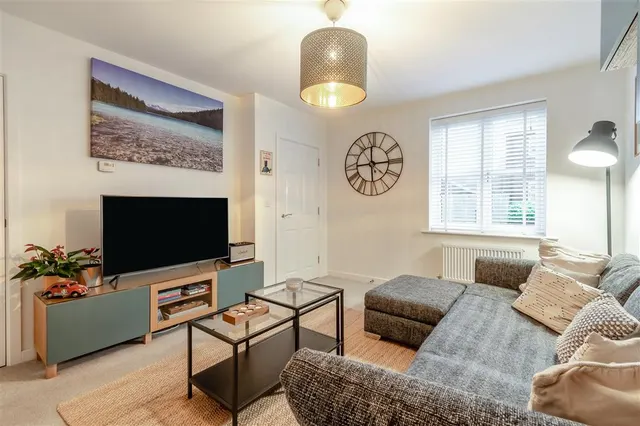 Southwell Way, Uppingham, LE15, photo 2