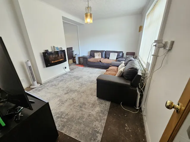 Whitburn Road, Manchester, M23, photo 3