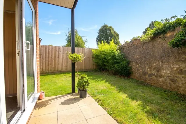 Royal Victoria Court, Royal Victoria Park, BS10, photo 2