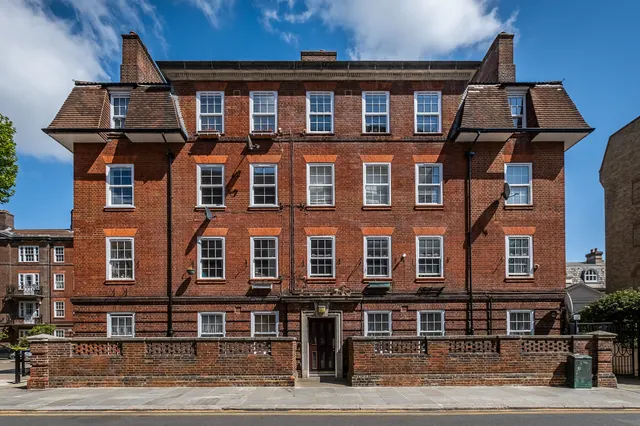 Hortensia Road, London, SW10, photo 1