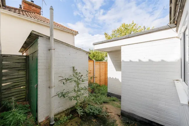 London Road, Halesworth, IP19, photo 2