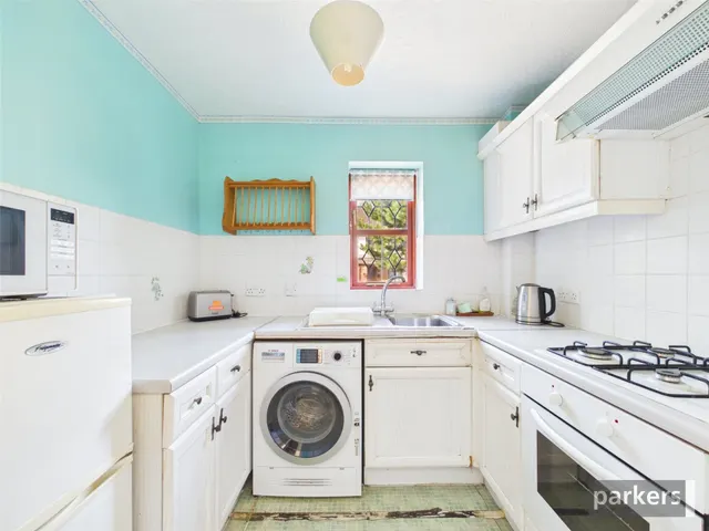 Thornbury Green, Twyford, RG10, photo 3