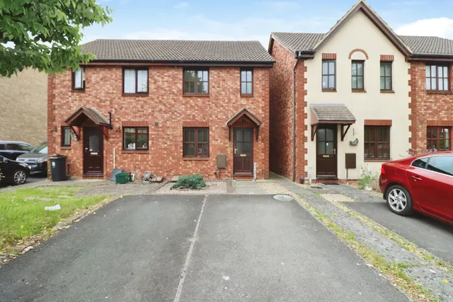 Fennel Drive, Bradley Stoke, Bristol, BS32, photo 1