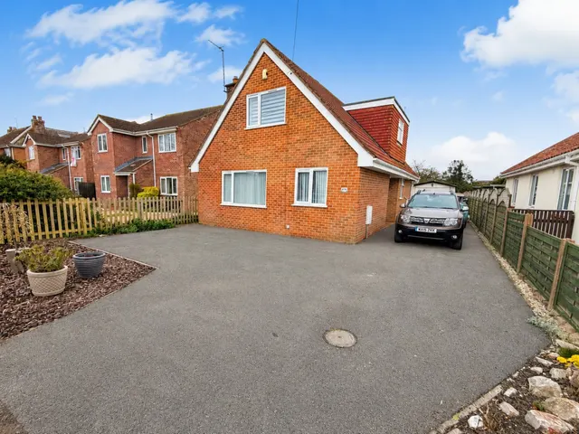 Worston Road, Highbridge, TA9, photo 1