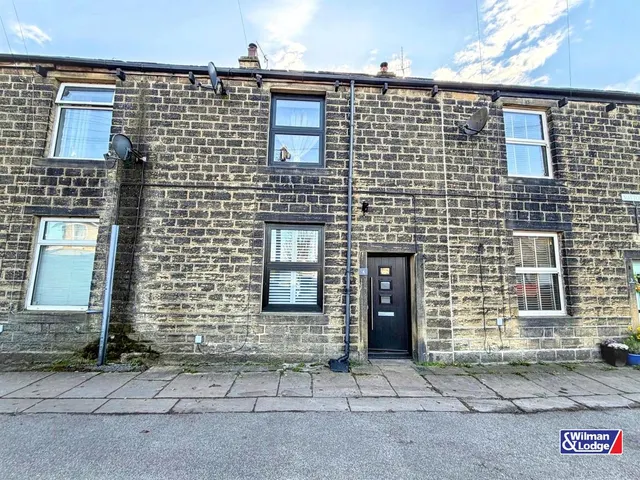 Sutton Fields, Sutton-In-Craven, BD20 8BN, photo 1