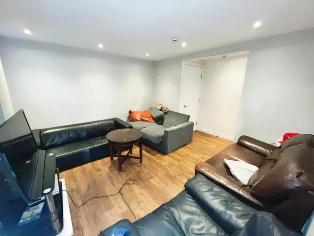 Norman Road, Fallowfield, M14, photo 2