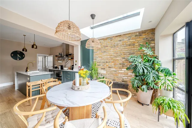 Photo 3 — Rowden Road, Beckenham, BR3