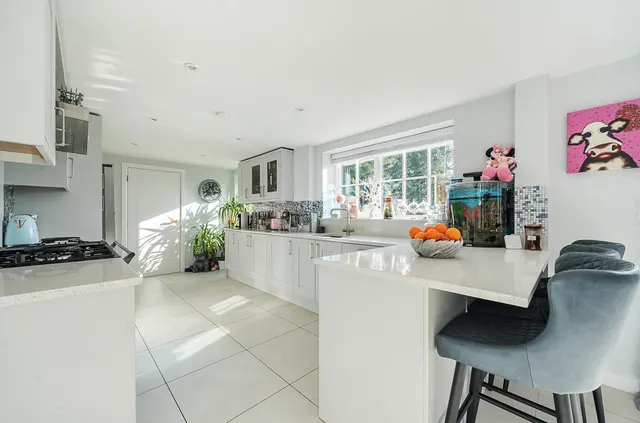 Primrose Close, North Waltham, RG25, photo 2