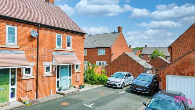 Hope Way, Church Gresley, DE11, photo 1