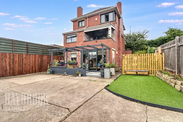 Grange Lane, Barnsley, photo 1