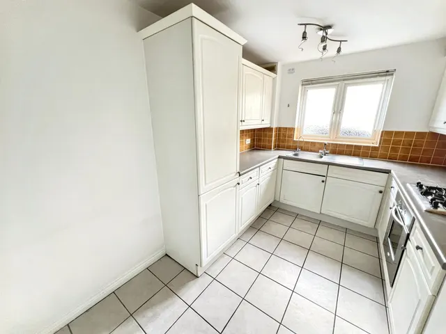 Photo 3 — Coopers Court, Turners Close, Whetstone, London, N20 0RR