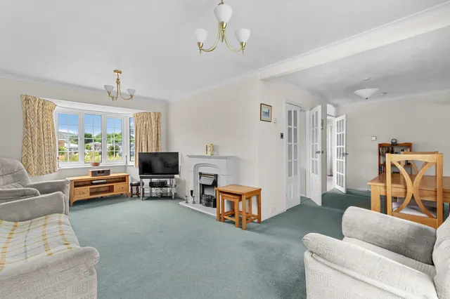 Parton Close, Wendover, HP22, photo 3