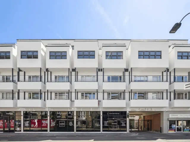 Farm Lane, London, SW6, photo 3