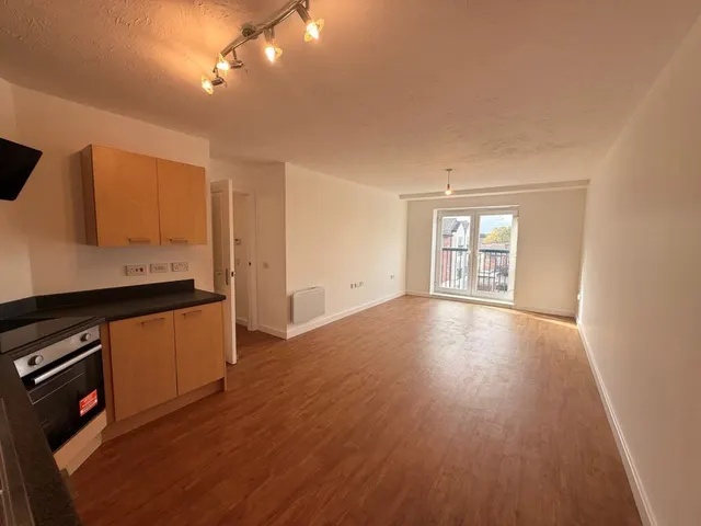 Delamere Court, Crewe, CW1, photo 2