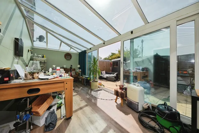 Stokes Croft, Calne, SN11, photo 3