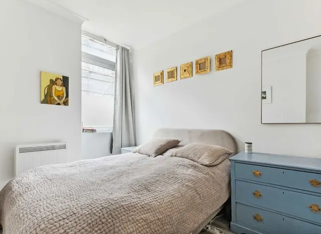 Photo 2 — Gaskin Street, Angel, N1