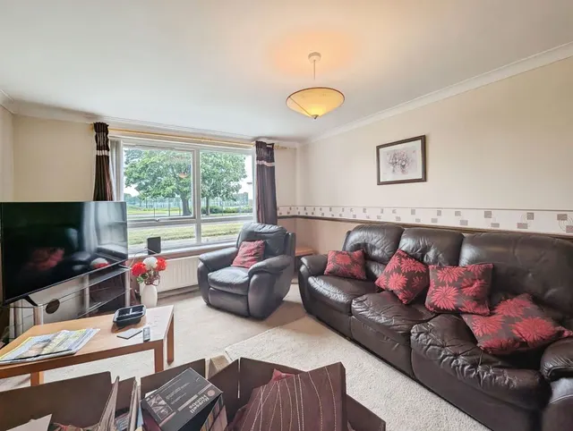 Newcastle Upon Tyne NE5 3SF, NE5, photo 2