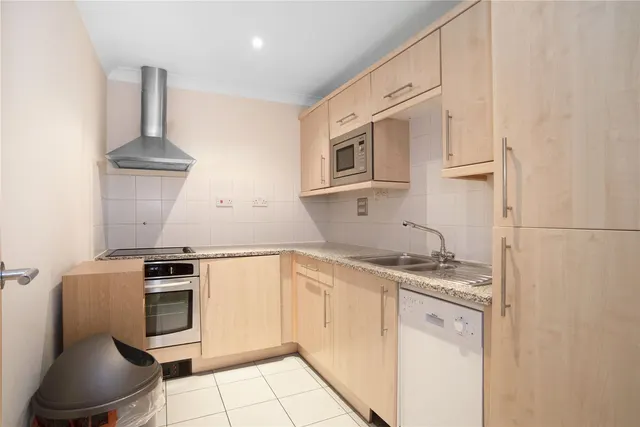 Lawn House Close, London, E14, photo 3