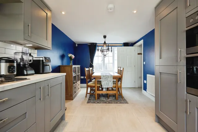Bristle Grove, Mere, BA12, photo 3