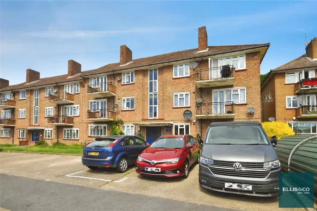 Basing Way, Finchley, N3, photo 1