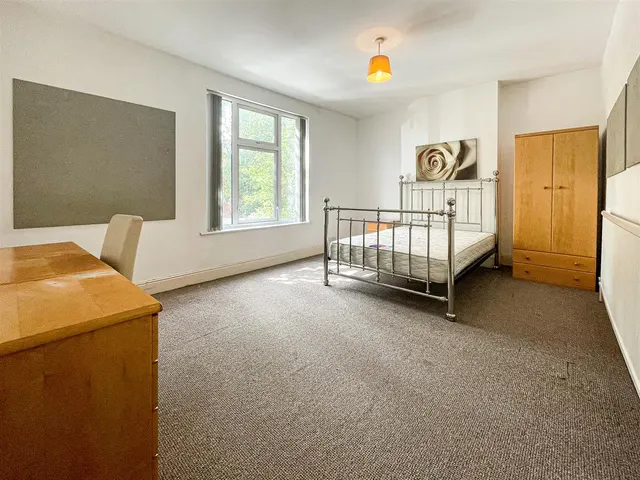 Winchester Avenue, Leicester, LE3, photo 3