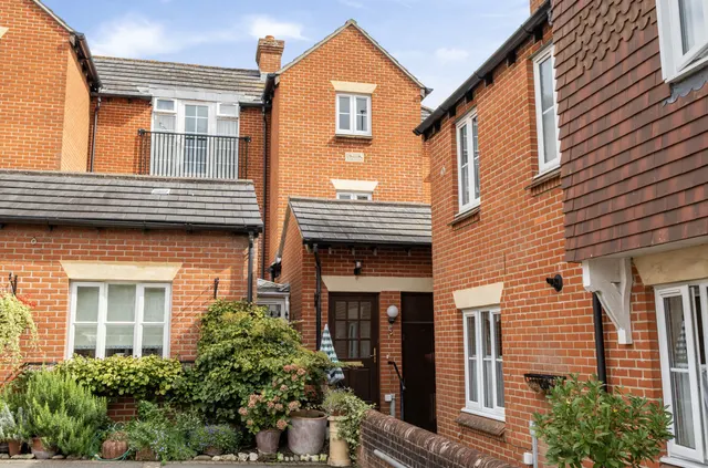 Coachmakers Mews, Romsey, SO51, photo 1