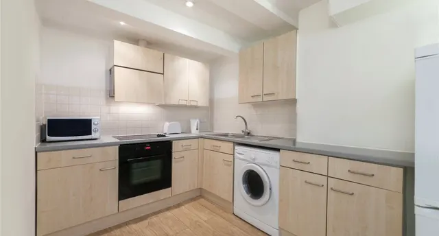 Tottenham Street, Fitzrovia, W1T, photo 1