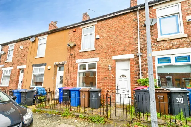 Scotta Road, Eccles, M30, photo 1