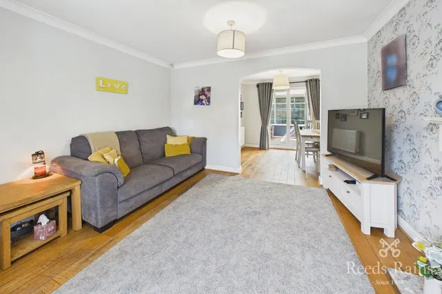 Photo 3 — Fairfield Close, Rothwell, West Yorkshire, LS26