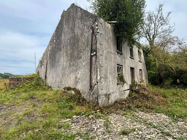 Photo 3 — Myddfai, Llandovery, Carmarthenshire, SA20 0LZ