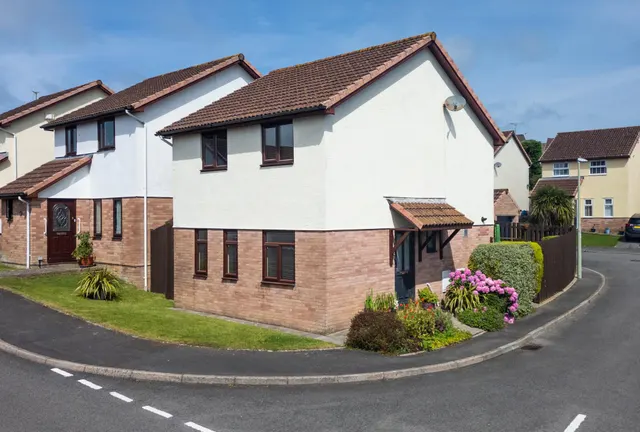 Angelton Green, Bridgend, CF31, photo 1