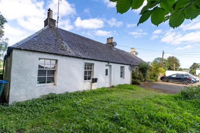 Ruthvenfield, Perth, PH1, photo 1