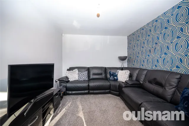 Yardley Wood Road, Birmingham, B14, photo 3