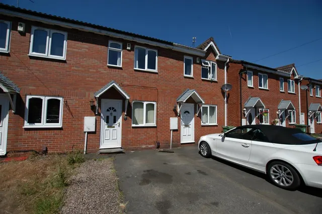 Byrchen Moor Gardens, Brierley Hill, DY5, photo 1