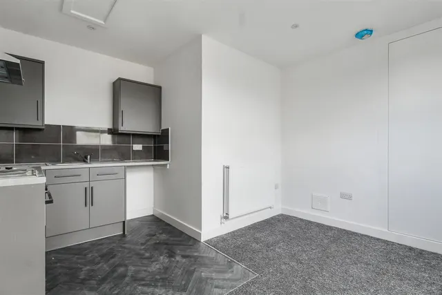 Forest Road West, Nottingham, NG7, photo 3