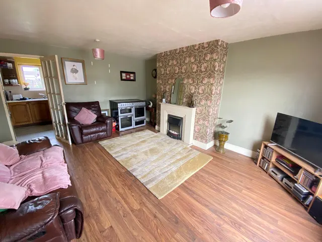 Strensall Road, Leicester, LE2, photo 2