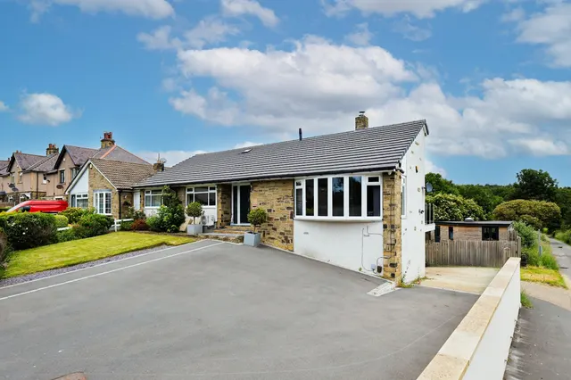 Park Road, Thackley, BD10, photo 1