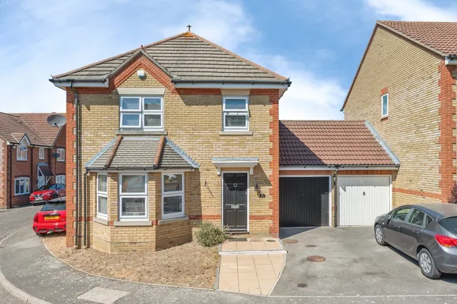 Quilters Drive, Billericay, Essex, CM12, photo 1