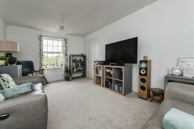 Moore Drive, Tiverton, EX16, photo 3