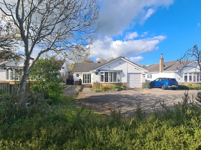 Fields Close, Winterborne Whitechurch, Blandford Forum, photo 1