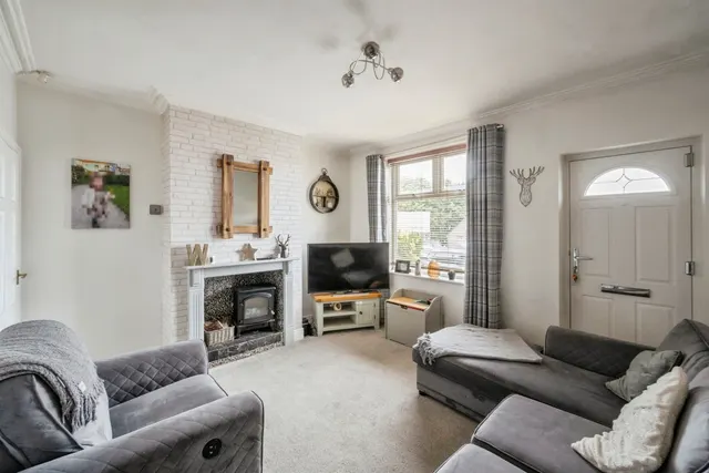 Brampton Road, Wath-Upon-Dearne, S63, photo 2
