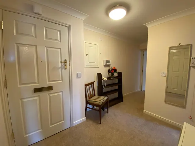 Worcester Road, Malvern, WR14, photo 2