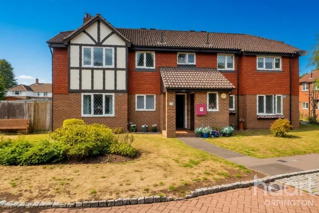Chartwell Drive, Orpington, BR6, photo 1