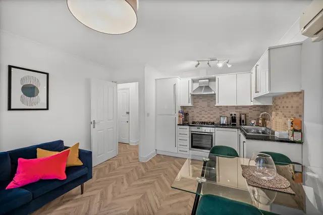 Villiers Street, Covent Garden, WC2N, photo 3